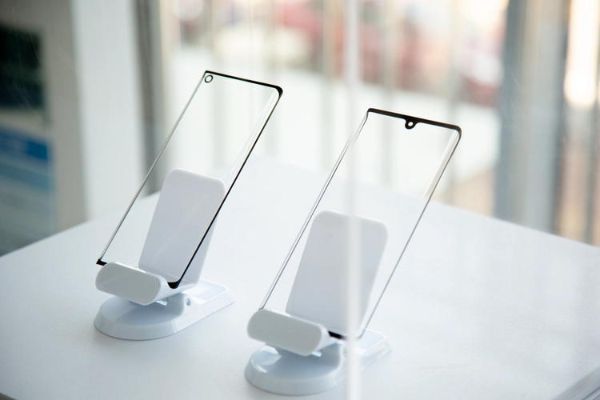 一片白玻璃到手机3D盖板的艺术之旅（史上最全工艺）